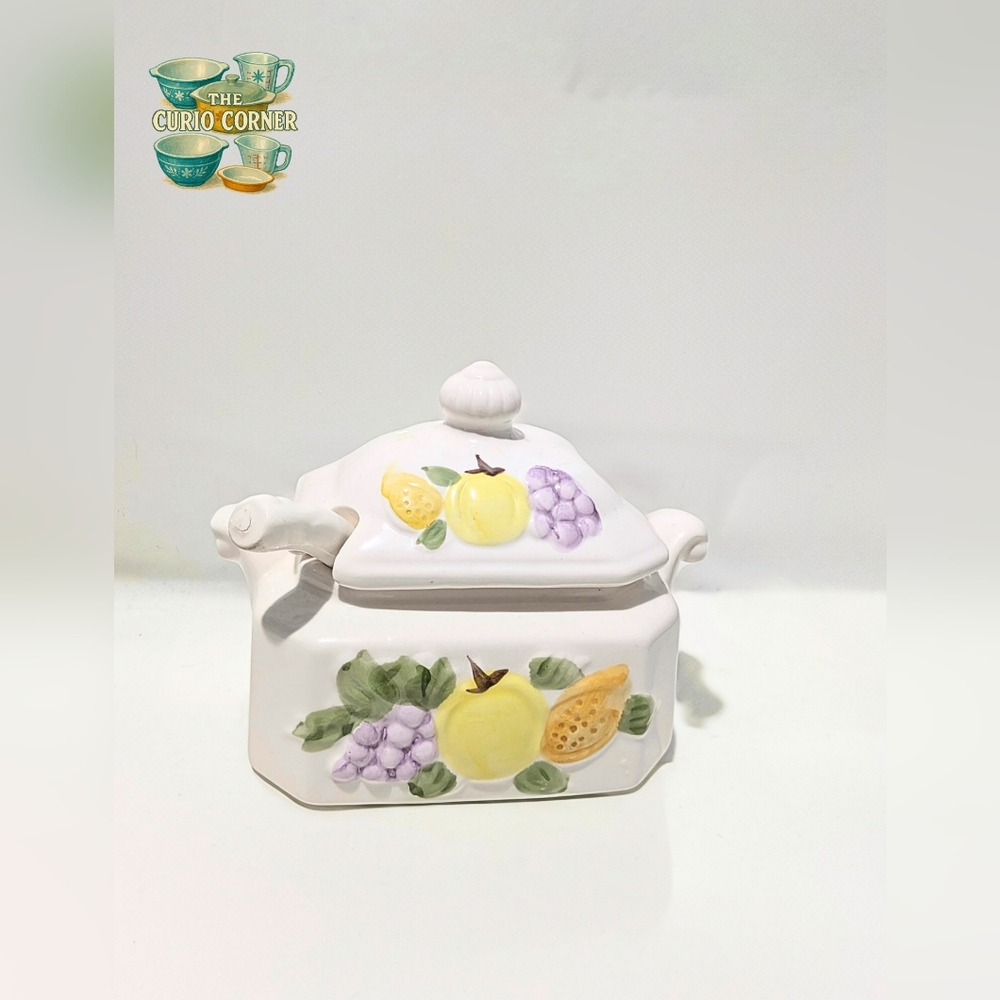 Vintage Tureen Serving Bowl Gravy Boat With Lid And Spoon - Fruit Design
